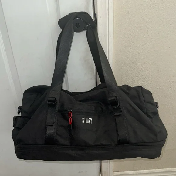 STlllZY Limited Edition SmellProof Duffle Bag - Picture 3 of 5